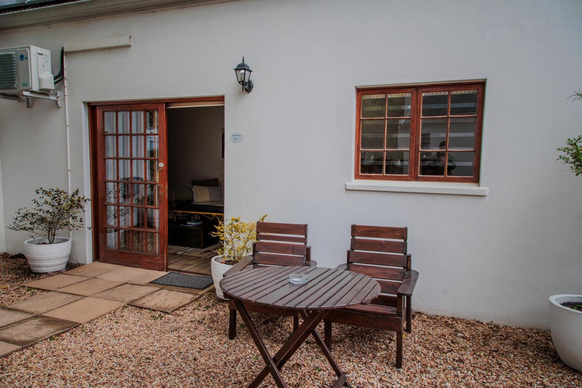 Aan de Oever Guesthouse Swellendam Extérieur photo