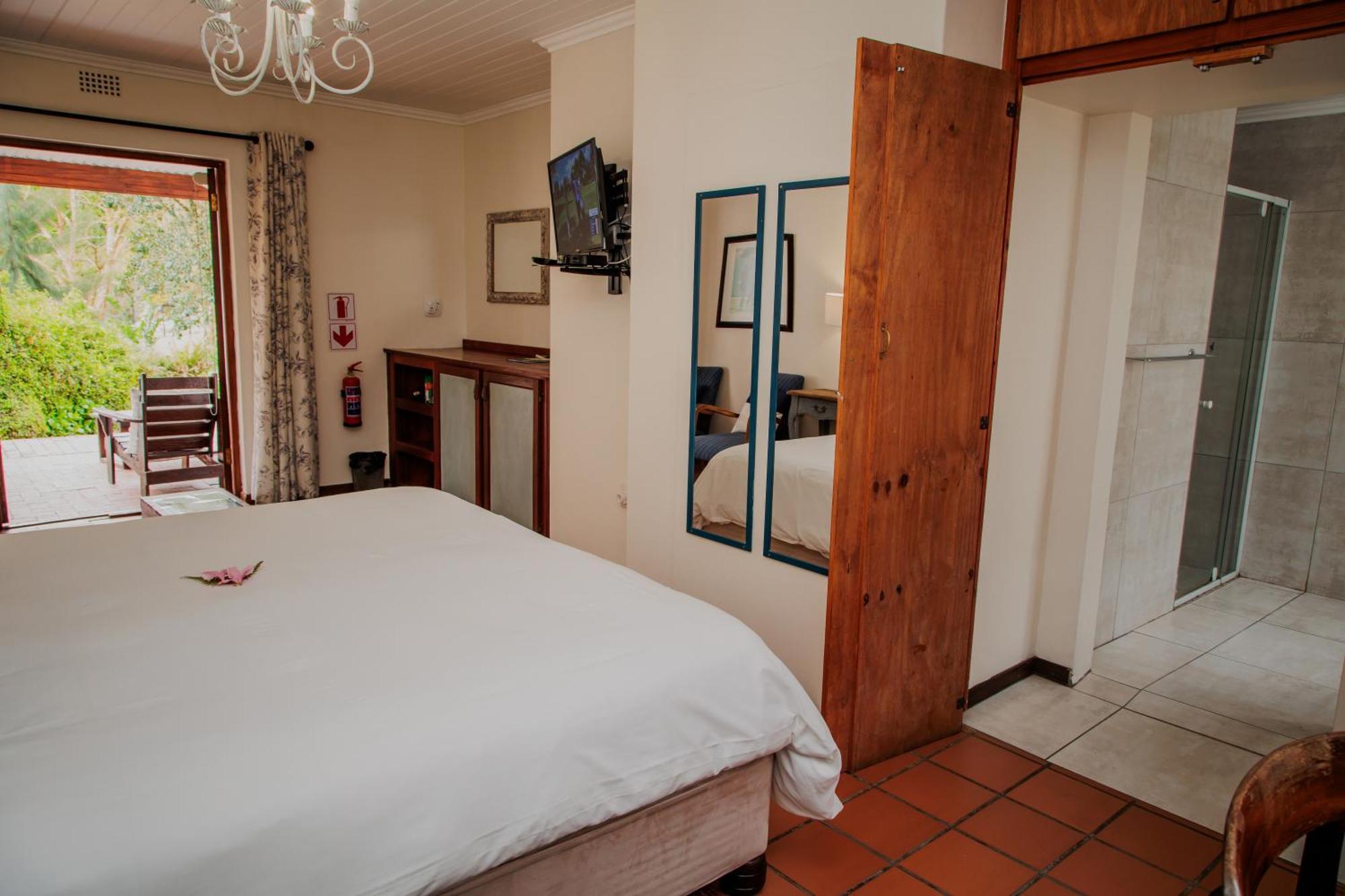 Aan de Oever Guesthouse Swellendam Extérieur photo