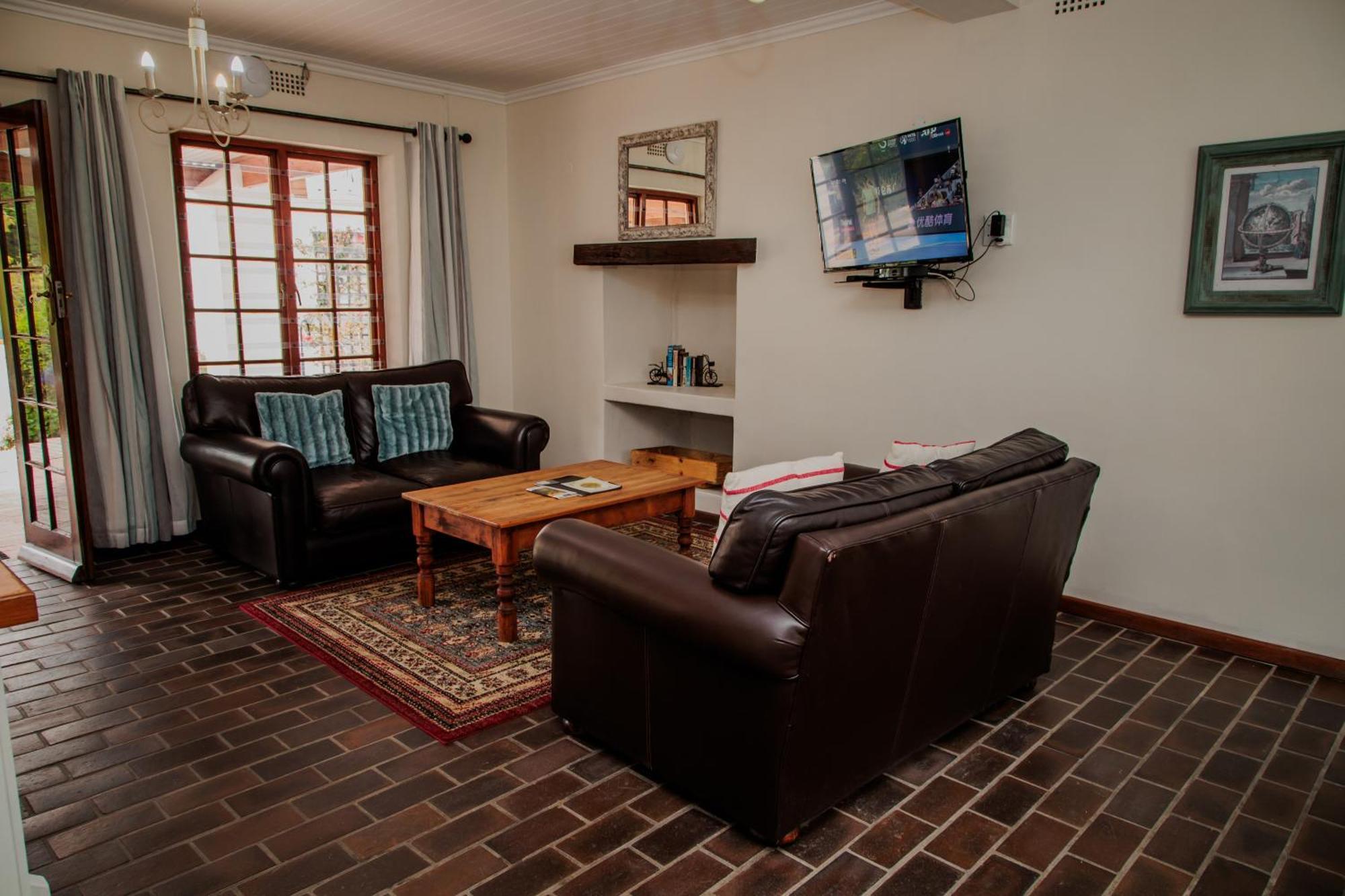 Aan de Oever Guesthouse Swellendam Extérieur photo