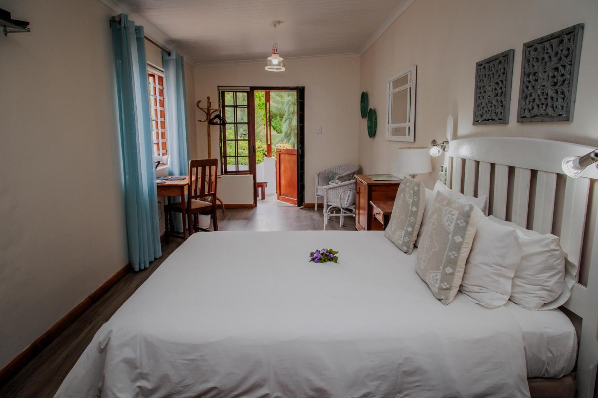 Aan de Oever Guesthouse Swellendam Extérieur photo